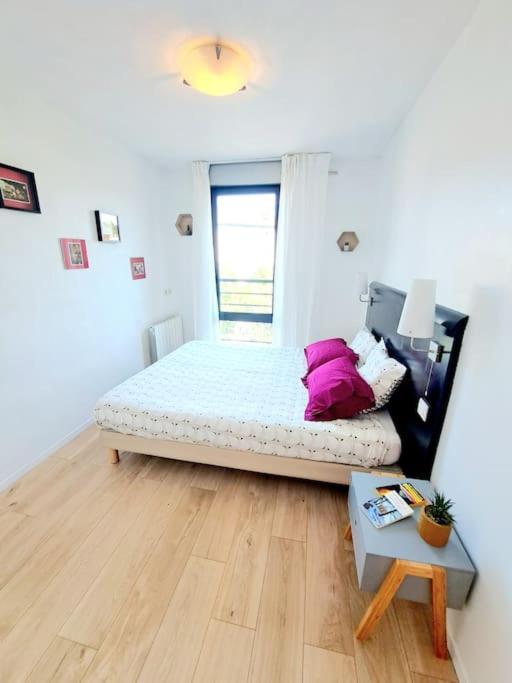 Le Valmy: Appartement Lumineux Au Pied Du Metro Lyon Extérieur photo