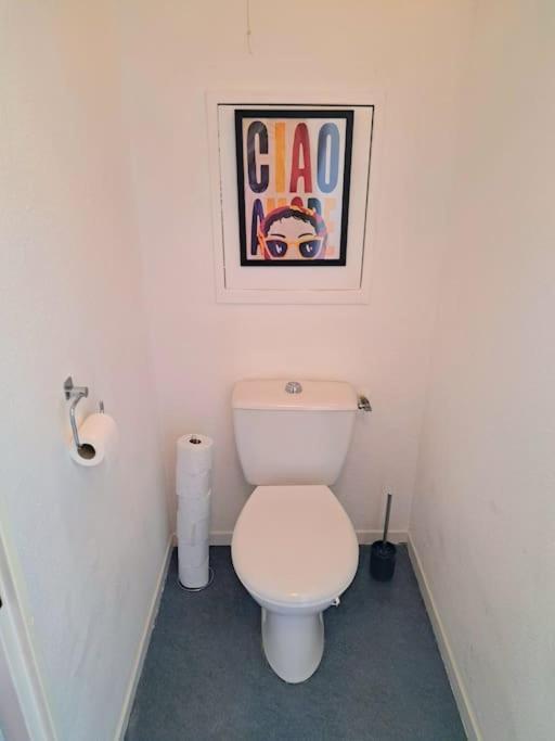 Le Valmy: Appartement Lumineux Au Pied Du Metro Lyon Extérieur photo